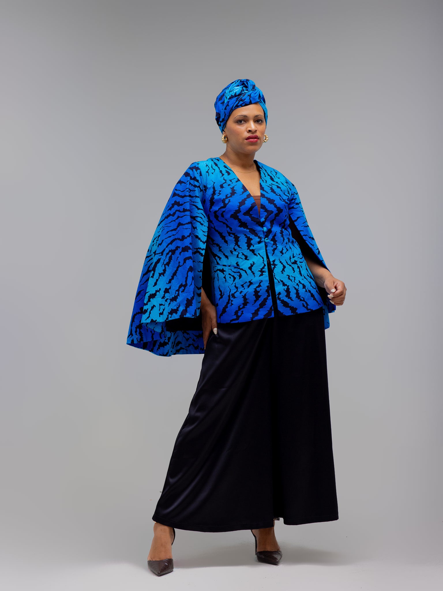 FRA100 BLUE/BLACK ANKARA CAPE BLAZER