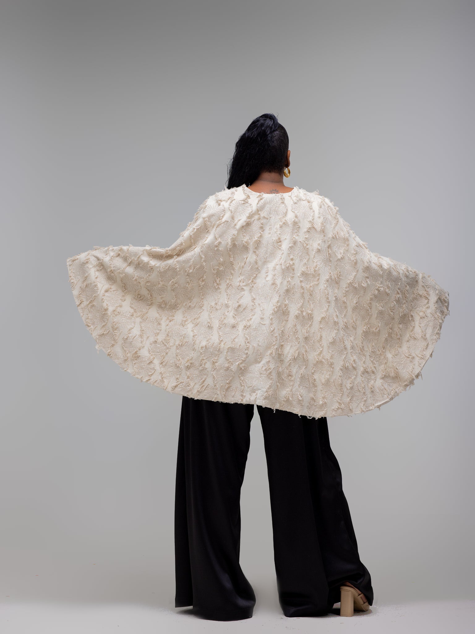 Cream Eye Lush Jacquard Cotton Cape