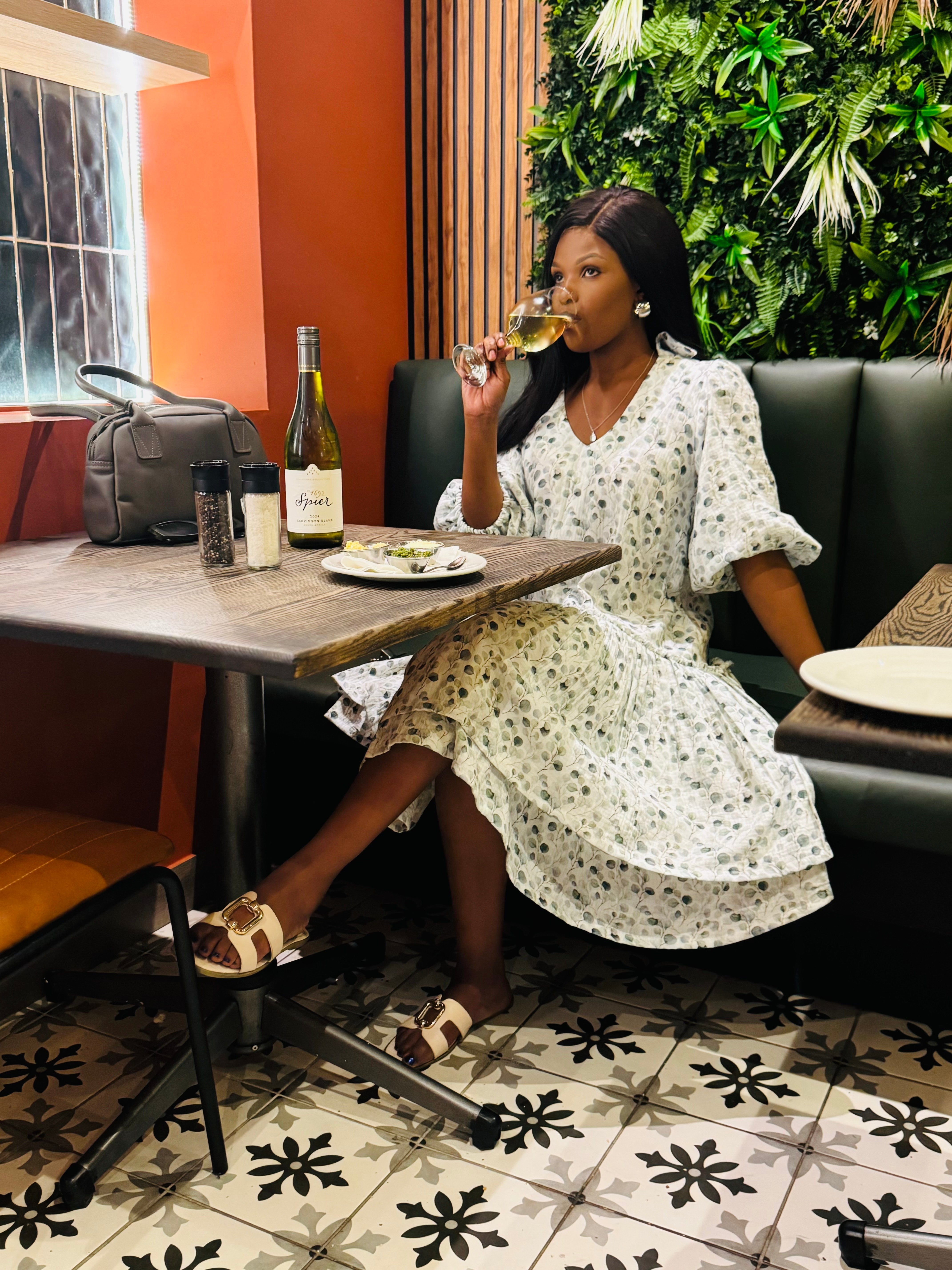 FR1033 WHITE OLIVE LINDI MIDI DRESS