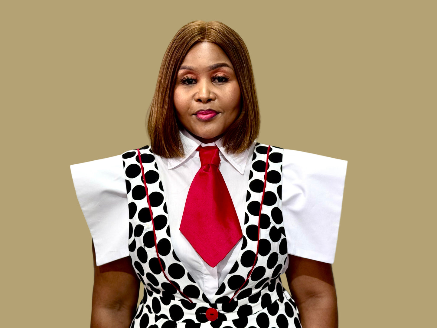 FR1093 WHITE TOP AND RED TIE