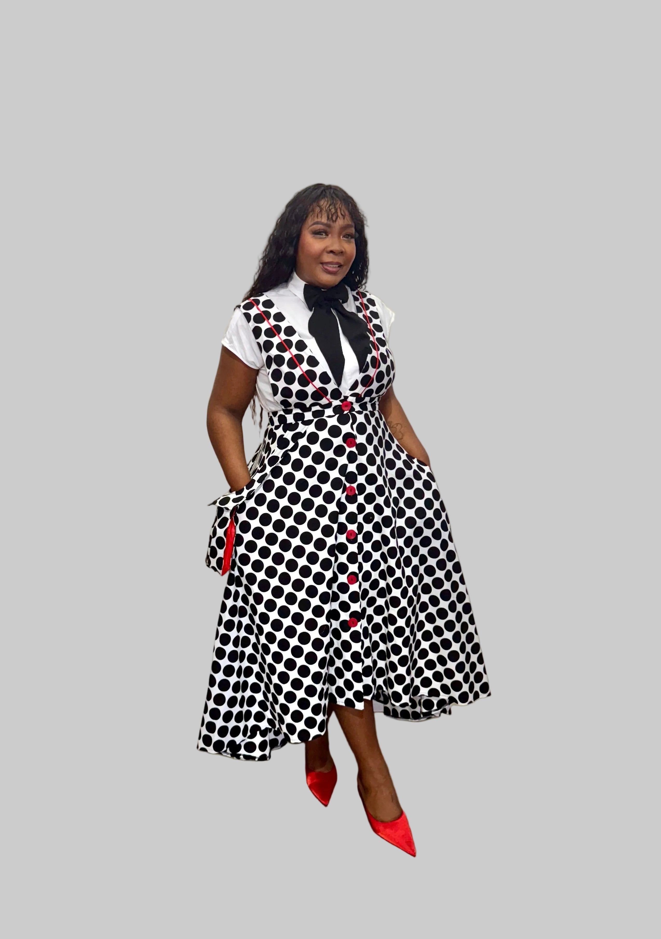 FR1092 BLACK/WHITE POLKA DOT DUNGAREE SKIRT