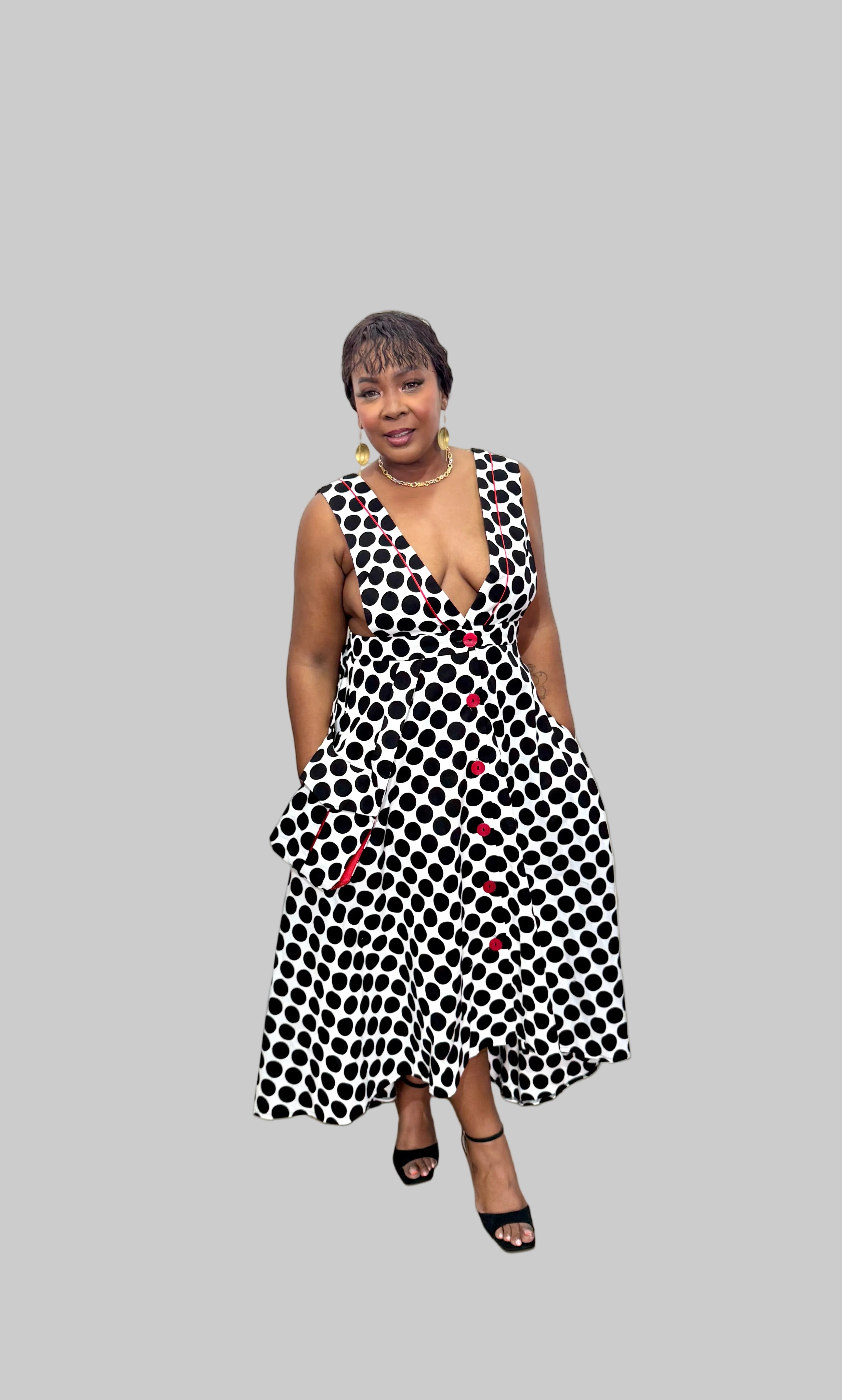 FR1092 BLACK/WHITE POLKA DOT DUNGAREE SKIRT