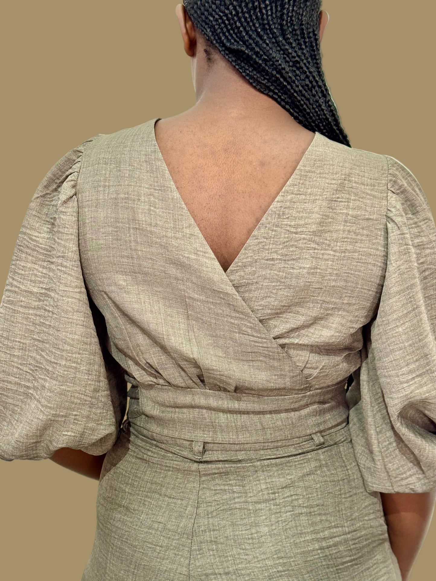 FR1079B CHARCOAL CROSSOVER TOP