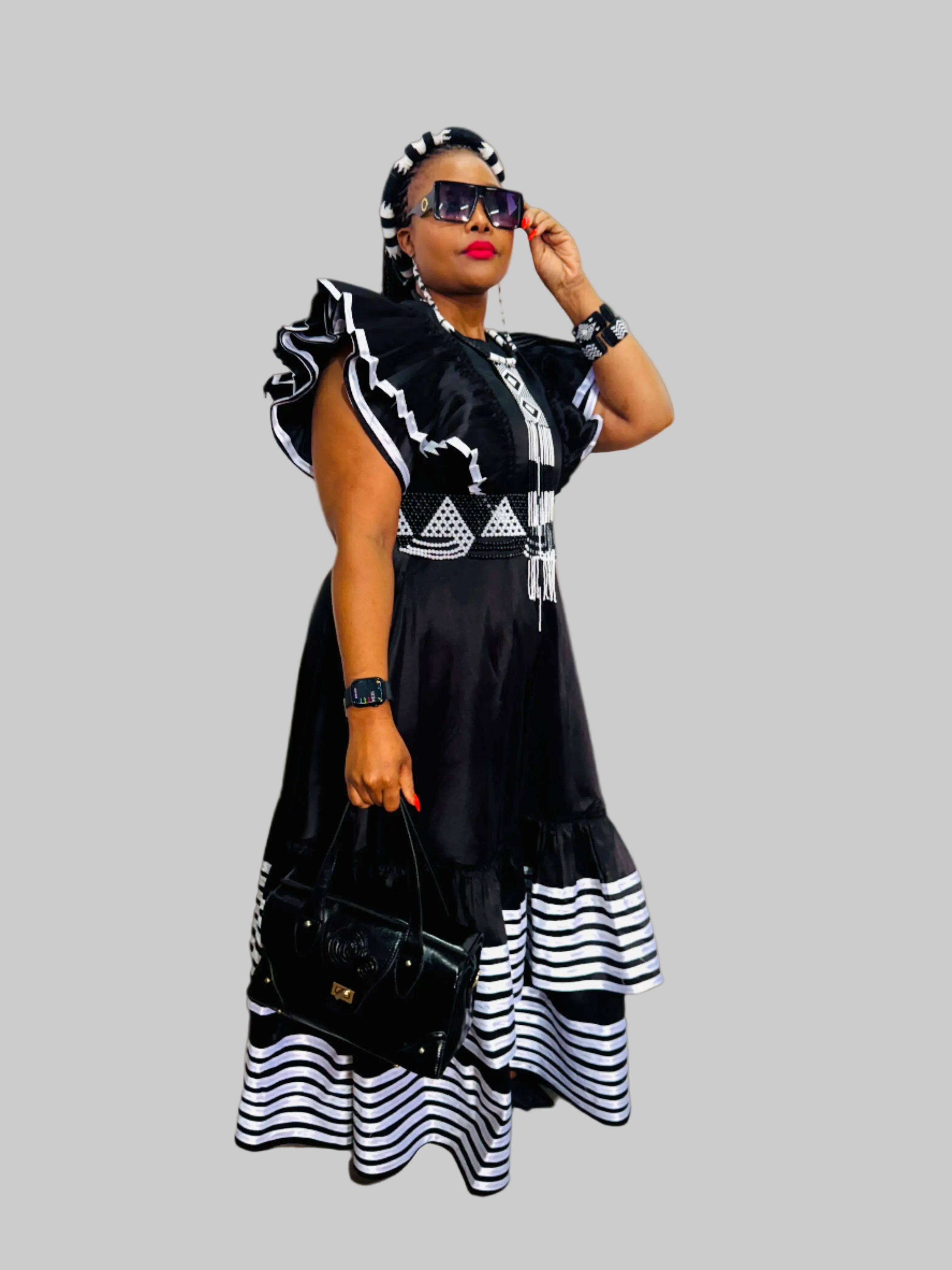 BLACK/WHITE NOBUHLE DRESS