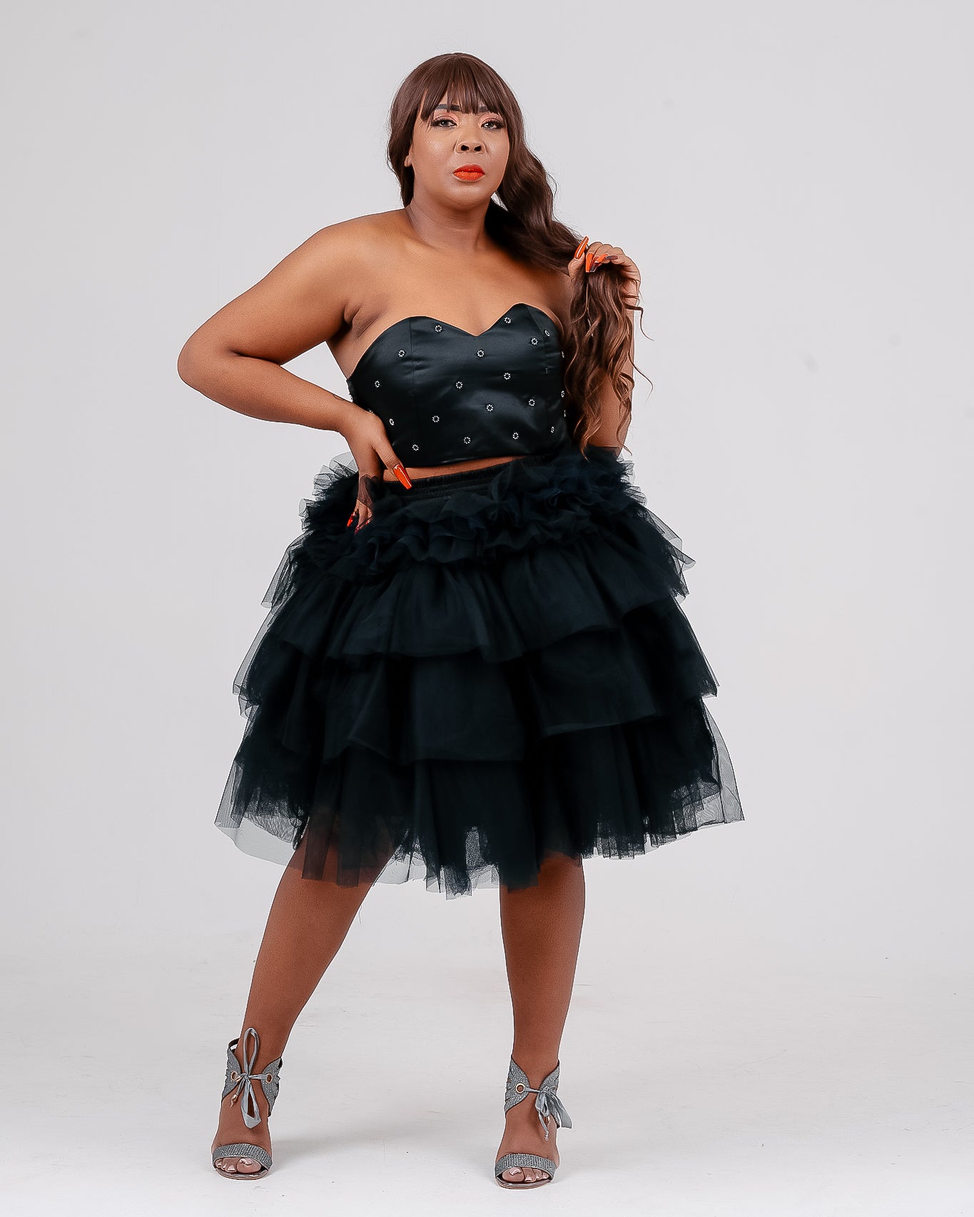 BLACK MIDI NET SKIRT