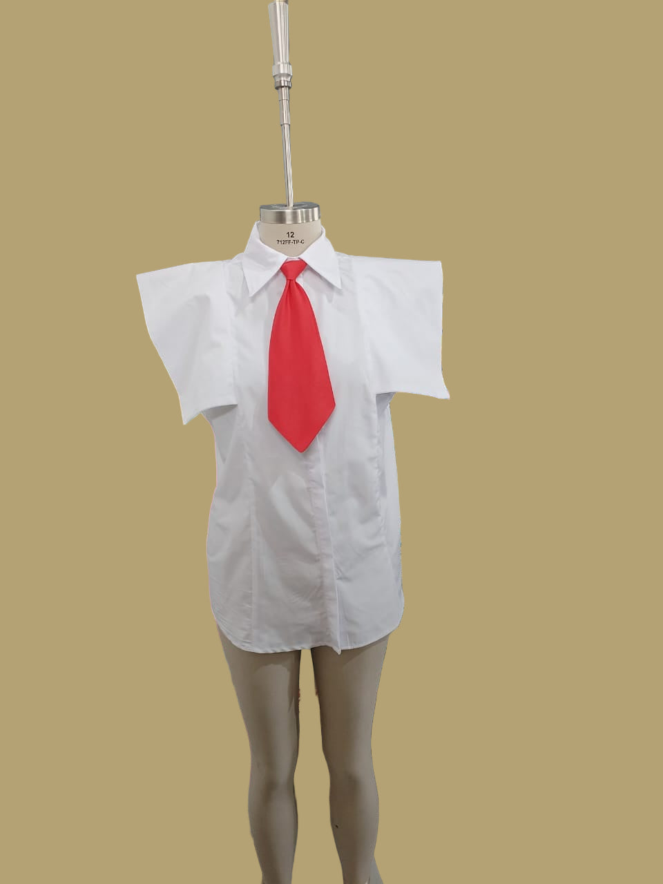 FR1093 WHITE TOP AND RED TIE