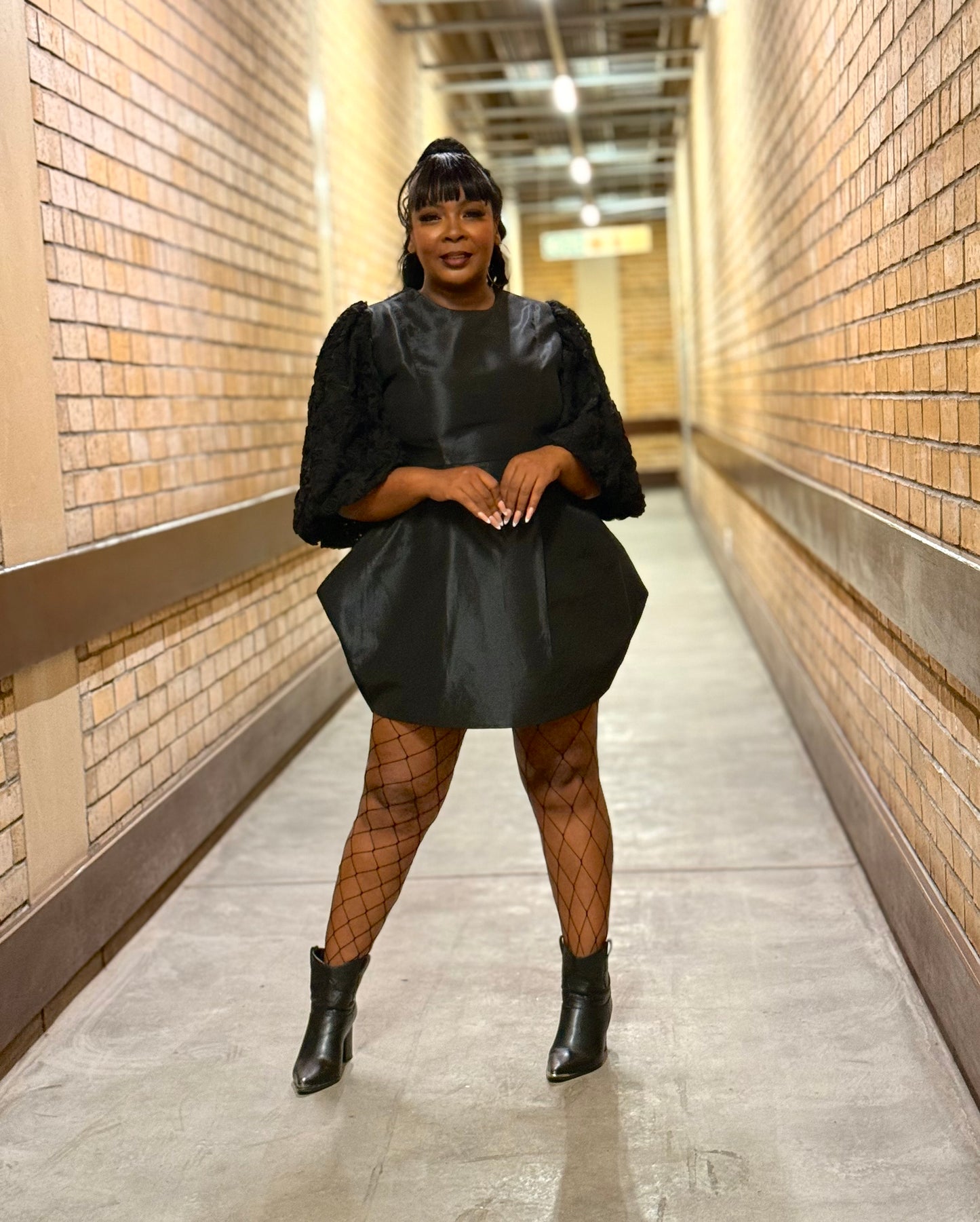 FR1109 BLACK MINI DRESS WITH PUFFY LACE SLEEVES