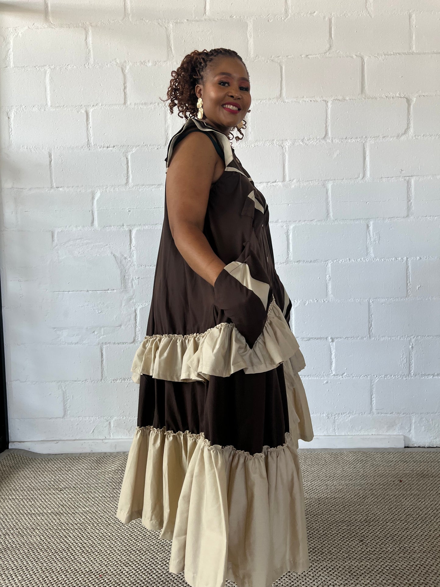 FR1100 BROWN/STONE MAXI FRILLED NAOMI DRESS