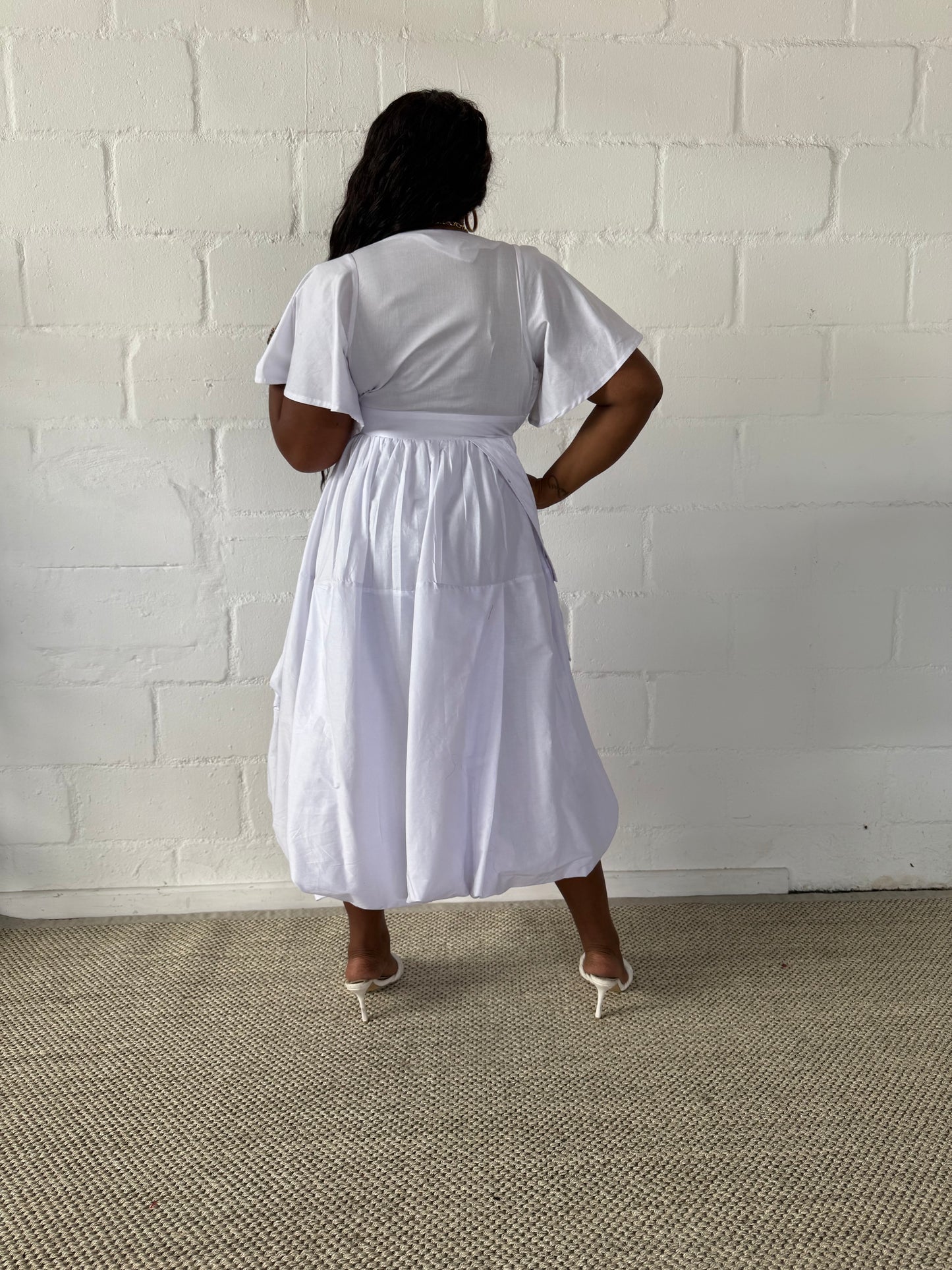 FR1106 WHITE BUBBLE DRESS