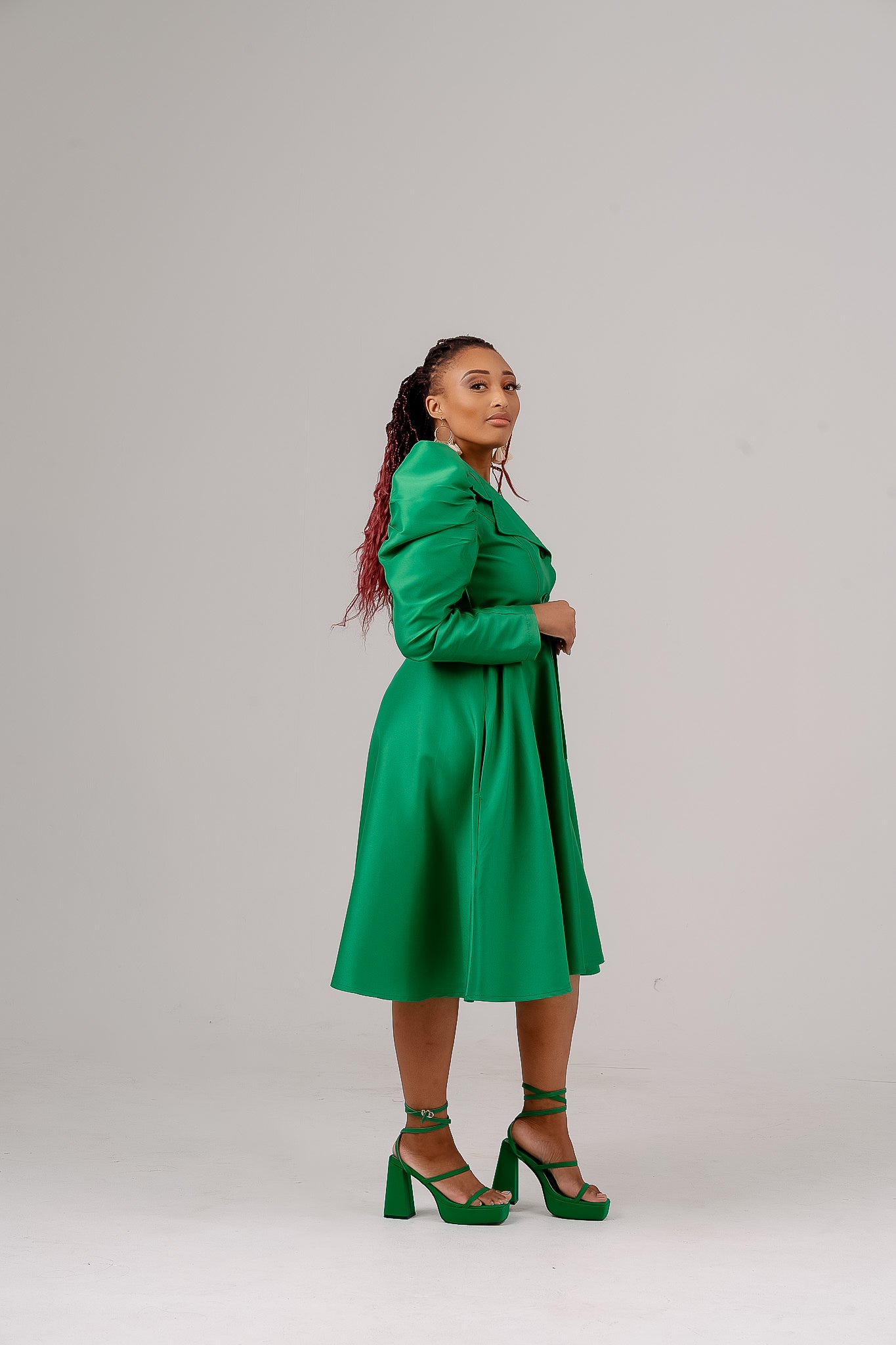 GREEN LONG SLEEVED DUCHESS DRESS