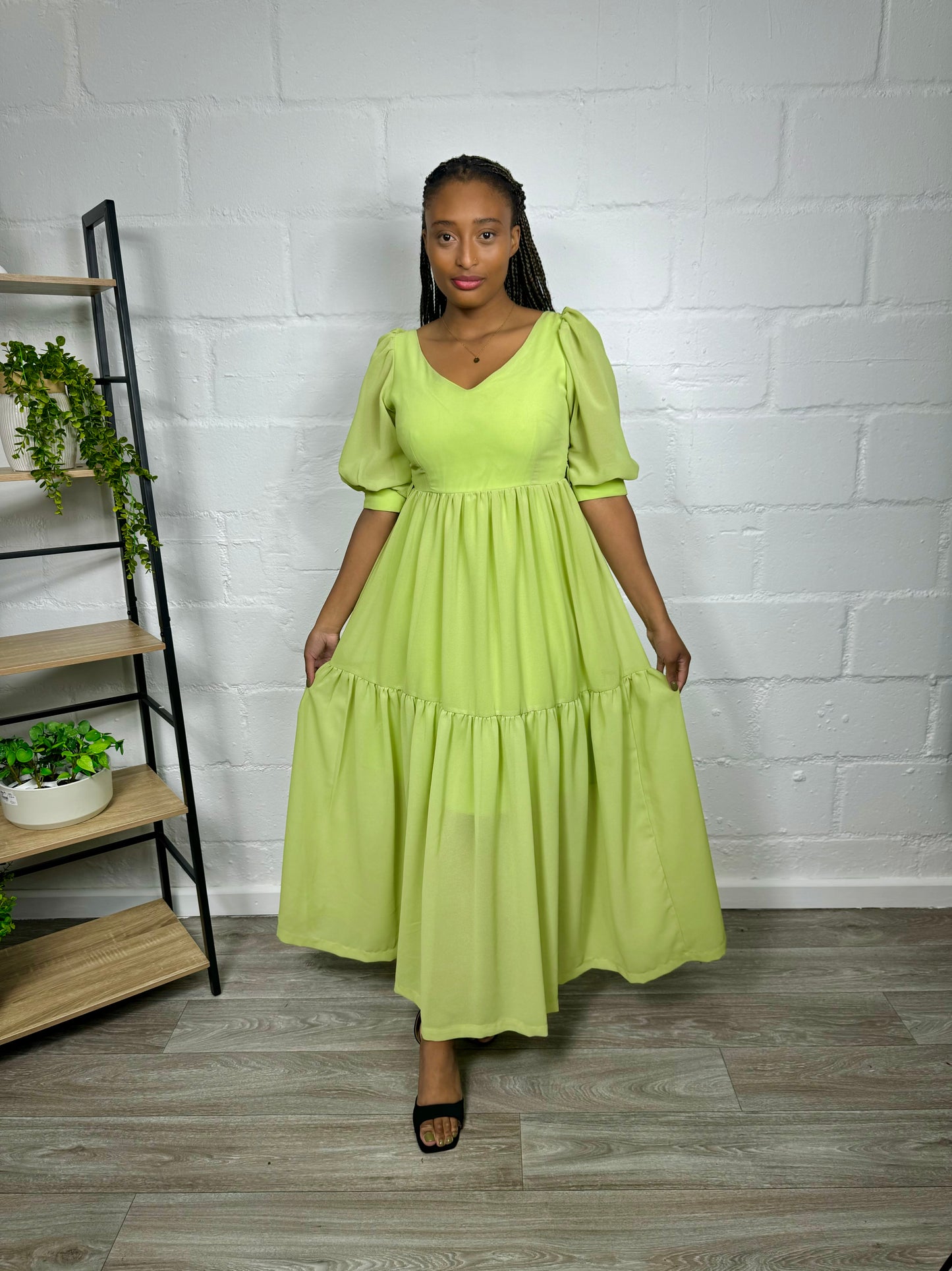 LIME MAXI BALOON SLEEVED DRESS