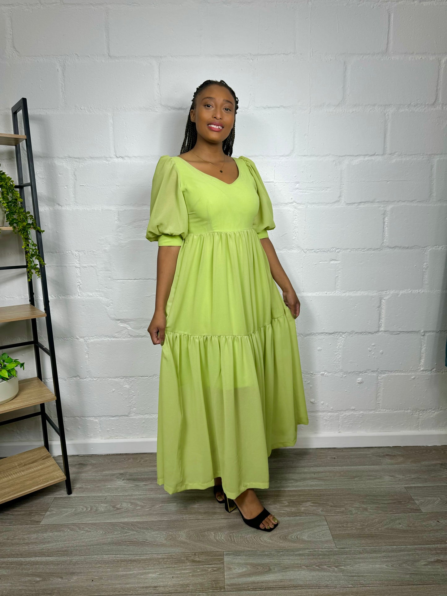 LIME MAXI BALOON SLEEVED DRESS